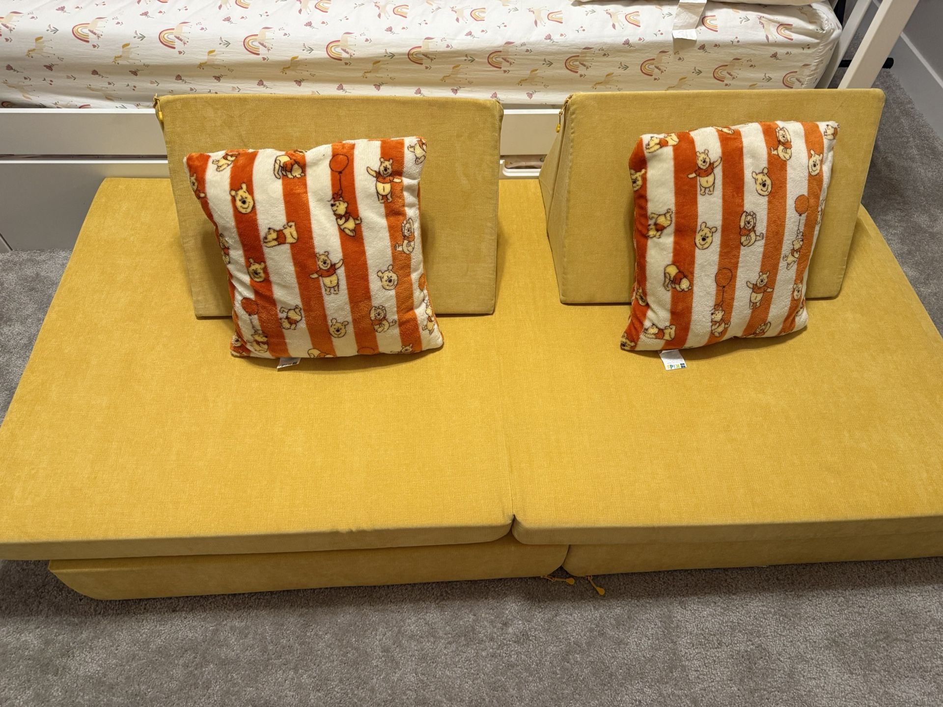 Members mark kids Sofa