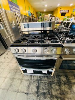 Lg double oven gas range 11$ down payment