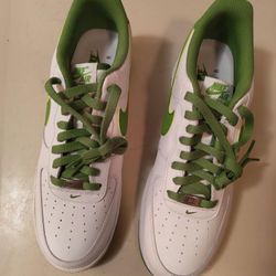 Nike Air Force 1 ‘07 (Green)