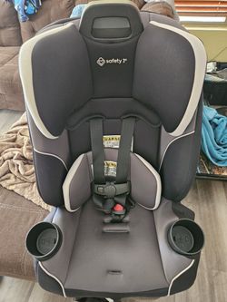 New Safety 1st Crosstown Slim All In One Convertible Car Seat 