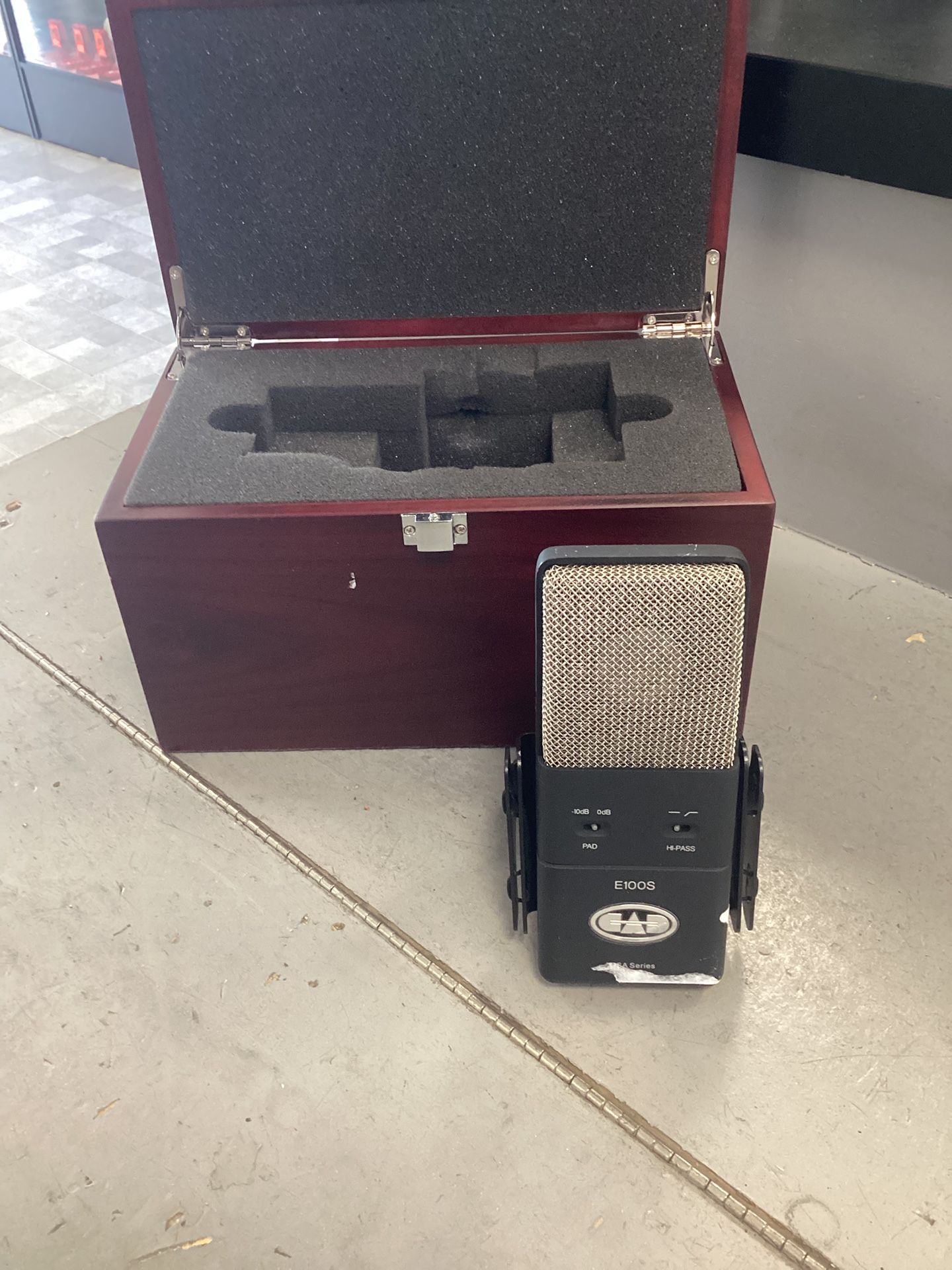 CAD Audio E100 Condenser Microphone