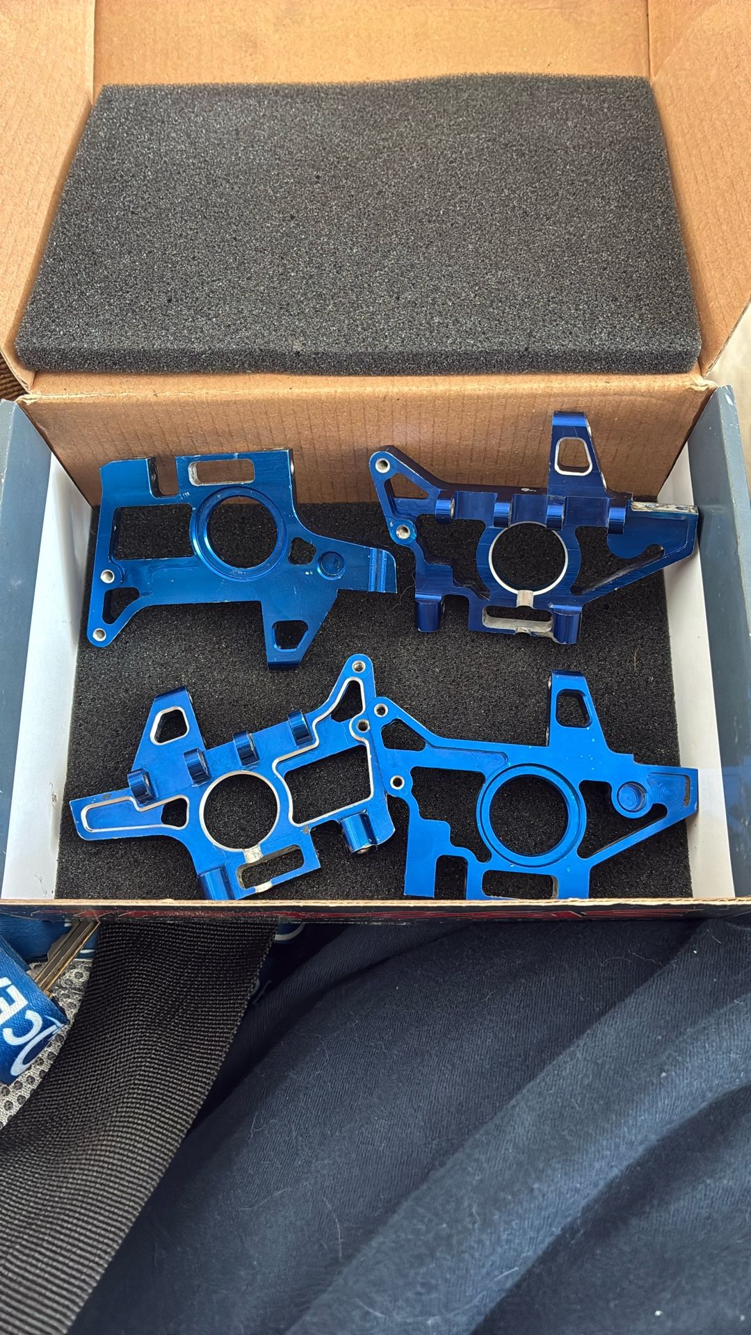 TMAXX Aluminum Bulkheads Front And Rear TRA4930X