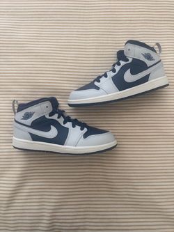 Nike Air Jordan 1 mid