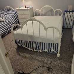 Full Beds Steal Frame.