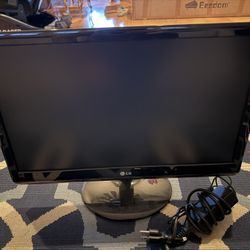 LG 23” Flatron Monitor (E2350V) 