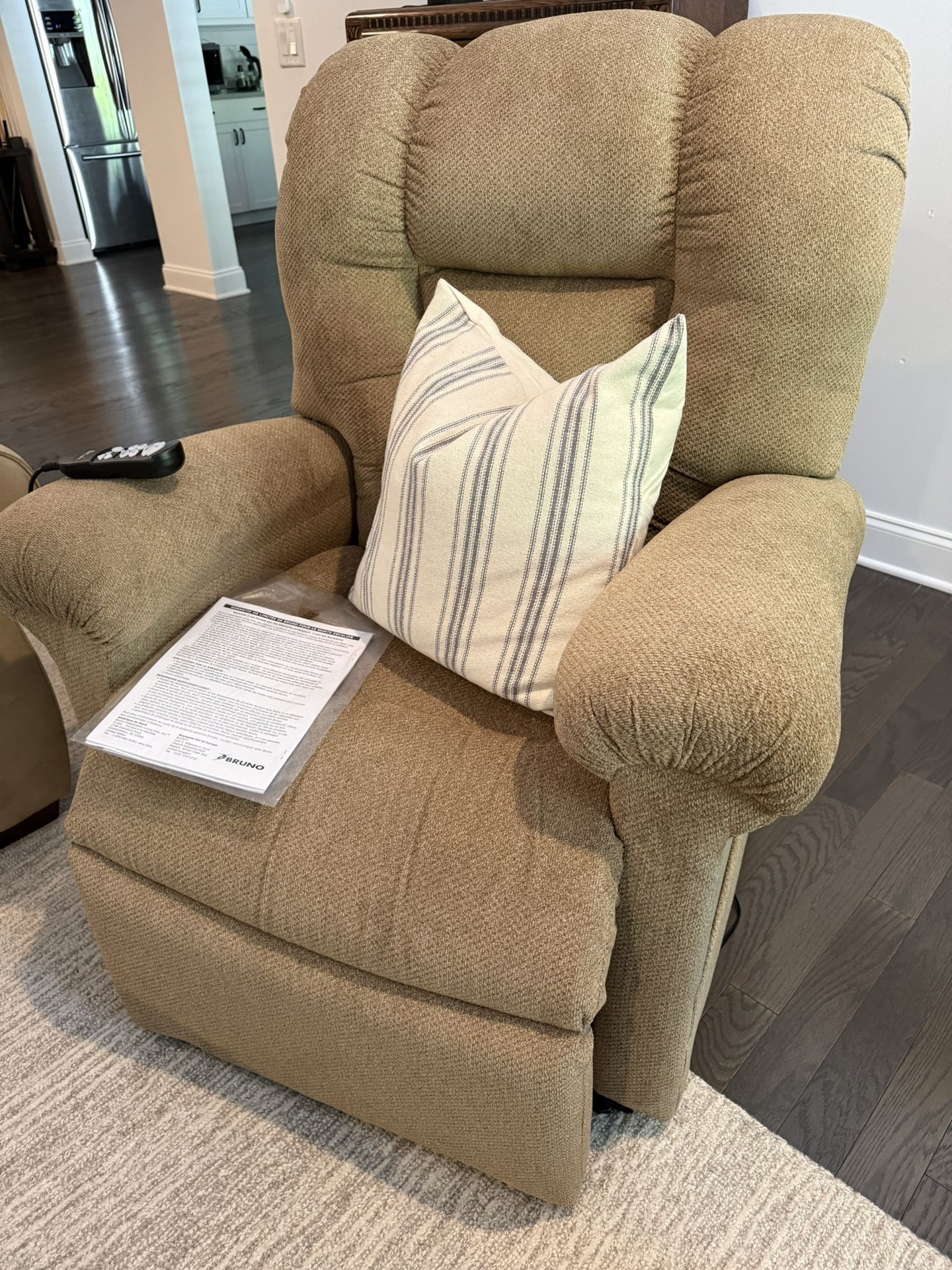 Power Lift Recliner Bruno Ultra Comfort