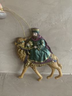 Wiseman Ornaments In purple And green