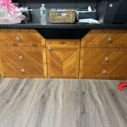 DRESSER  Need GONE ASAP