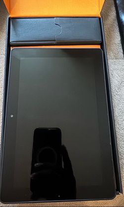 Amazon Kindle Fire HDX(8.9”) Great Condition(PRICE IS FIRM)