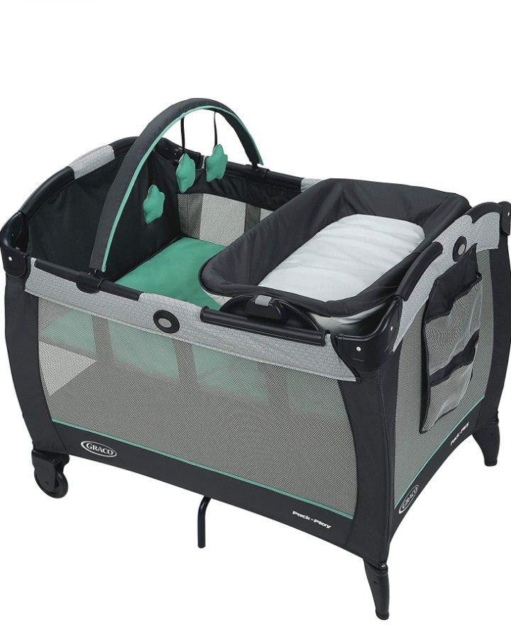 Graco Pack 'N' Play Playyard with Reversible Seat & Changer LX, Basin.