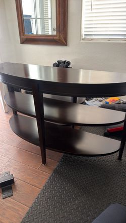 Crate and Barrel Entry Table