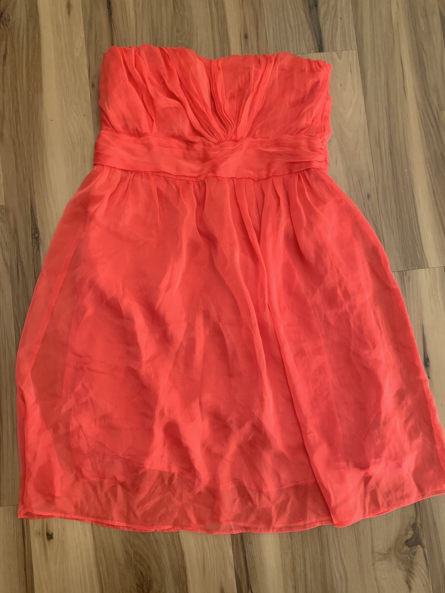 Size 10 the limited coral homecoming/wedding party/prom dress strapless