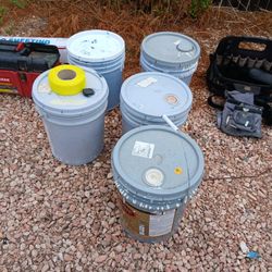 5 Gallon Paints (11)