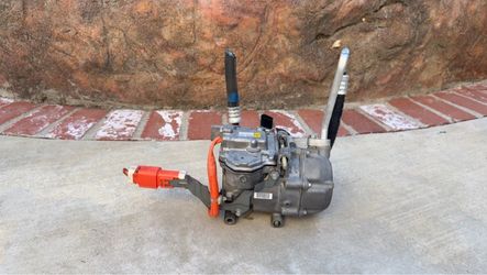 2013 Toyota Prius A/C Compressor OEM Denso ES14C – 042(contact info removed) - US Auto