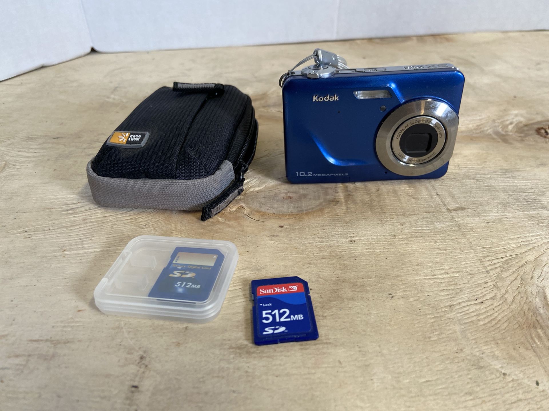 Kodak EasyShare C180 10.2MP Digital Camera Blue for Sale in Schaumburg