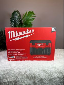 Milwaukee 2Gal. Wet/Dry Vacuum M18 (Tool Only)