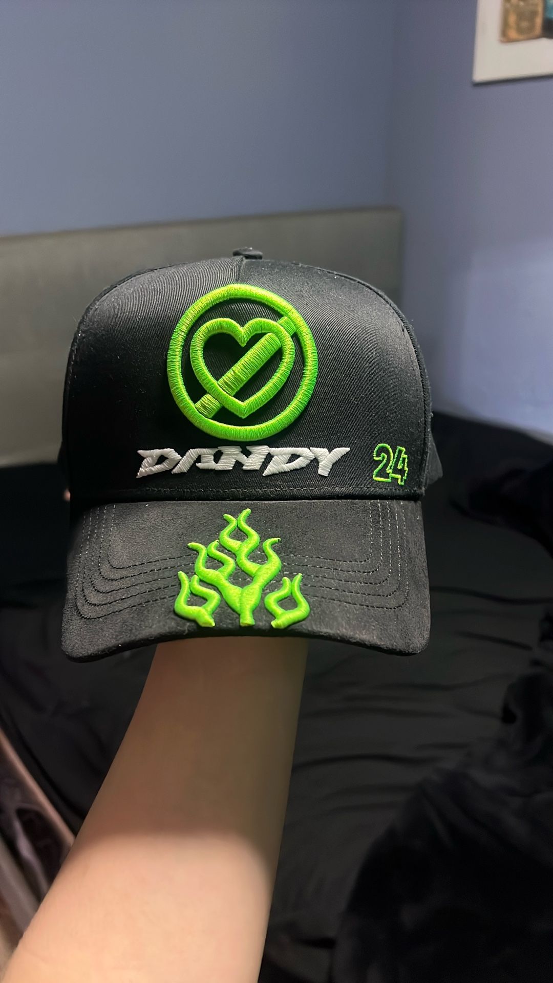 Dandy Hats X Fuerza Regida “pero no te enamores “