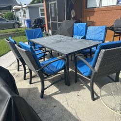 PATIO SET 7 PIECE