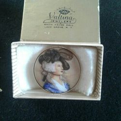 Hand painte Victorian brooch by edwardian