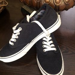 Women vans 6 1/2 like new 