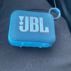 JBL Go 4