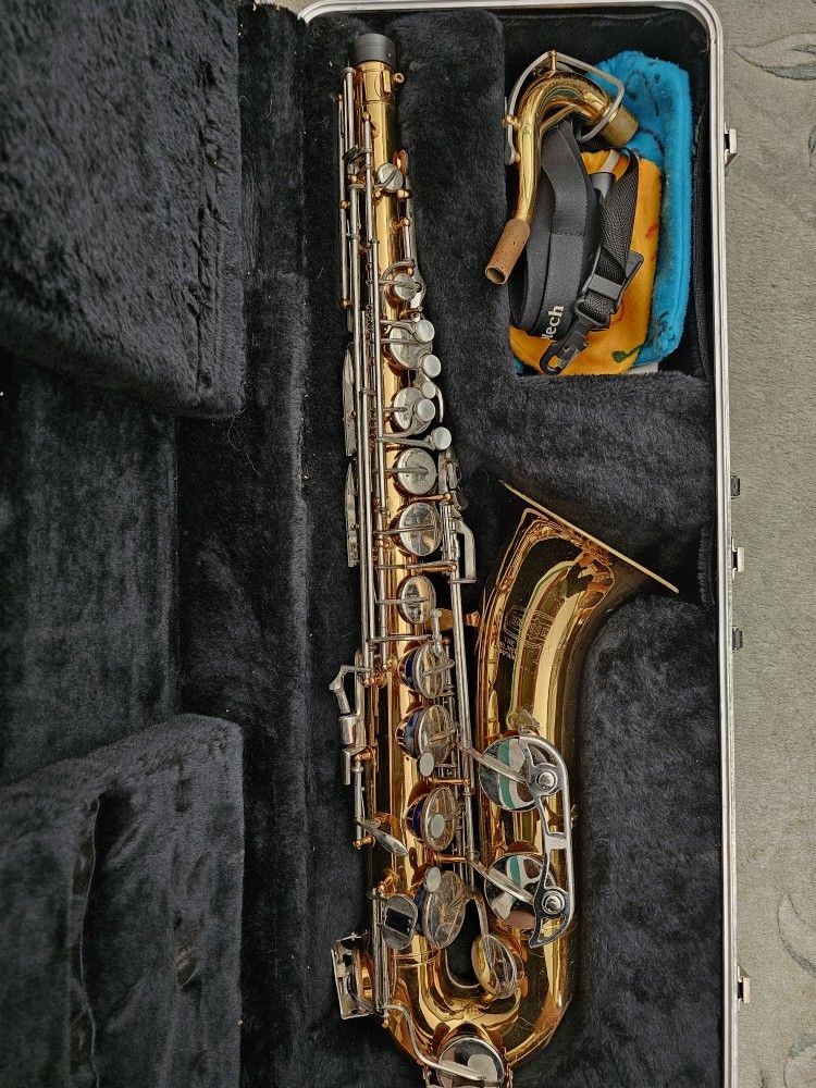 Bundy Selmer Tenor Saxophone
