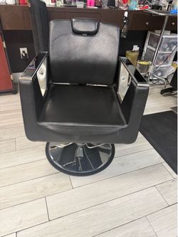 Stylist chair