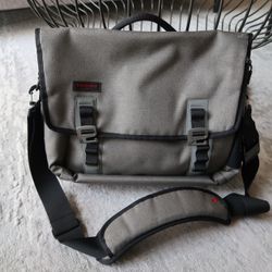 Timbuk2 Messenger Bag • Briefcase Computer Bag, Like New • Gray, Red