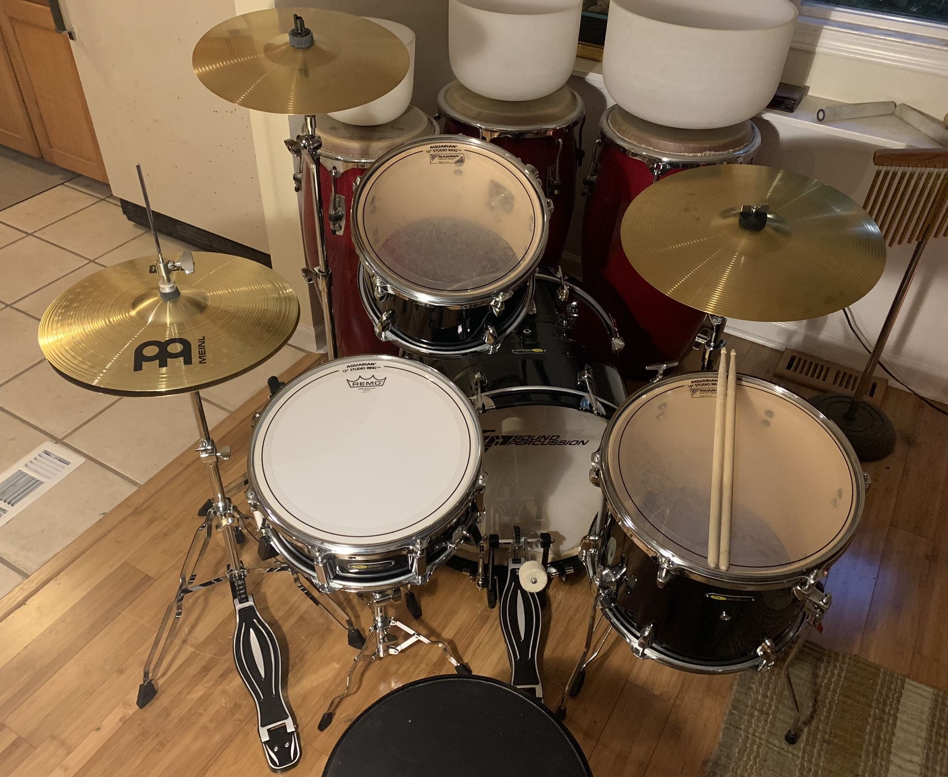 Sound Percussion Drum Set, Pearl Throne, Cymbals