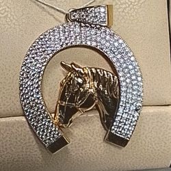 14k 8.8 Grams Horse Shoe And Horse Pendants 