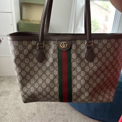Gucci Ophidia GG Medium Tote Bag