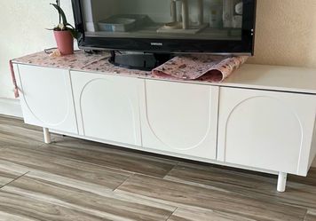 Tv console table
