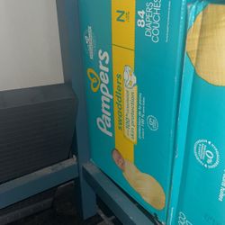 Pampers Newborn 84 Count