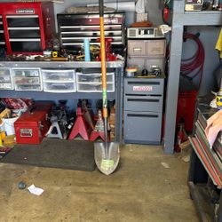 Shovel
