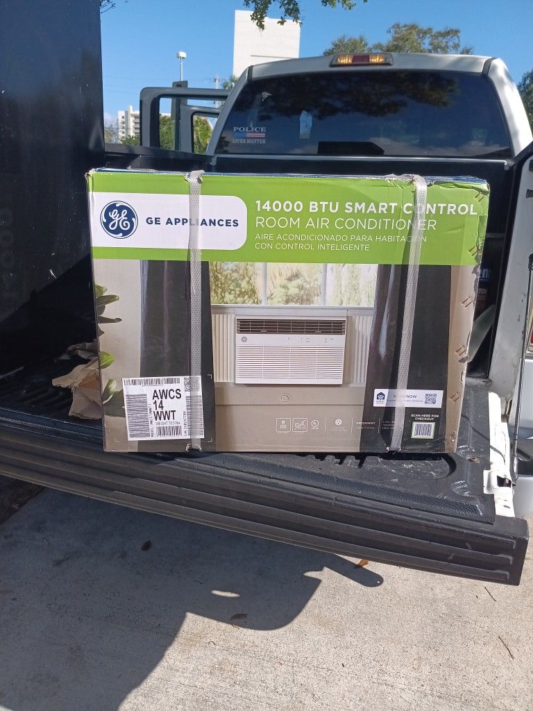 Air Conditioner. 14000 Btu