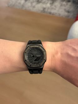 Casioak Mod GA2100 blackout - with original band and bezel