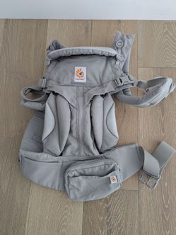 Ergobaby Omni 360 baby carrier