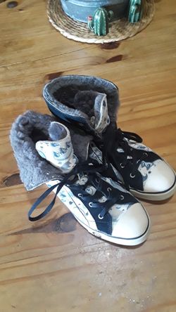 Size 9 ugg high tops