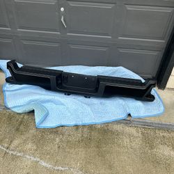 F250 F350 Super Duty XL Rear Bumper 2023-2026 Ford OEM Black Step like new take off. Some cosmetic scratches  Harness was cut off 