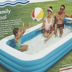 10 Ft inflatable pool with inflater