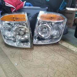 Driver And Passenger Headlight Assembly 
