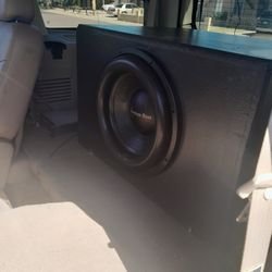 15" Built Subwoofer 2000rms  With Box 