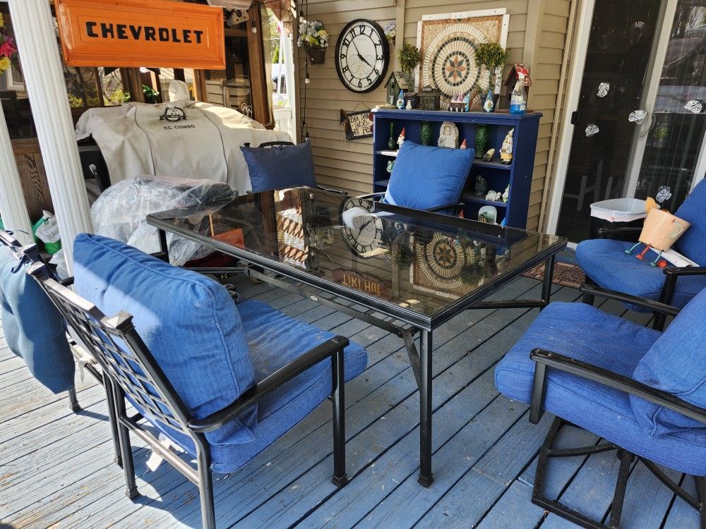 Patio Set