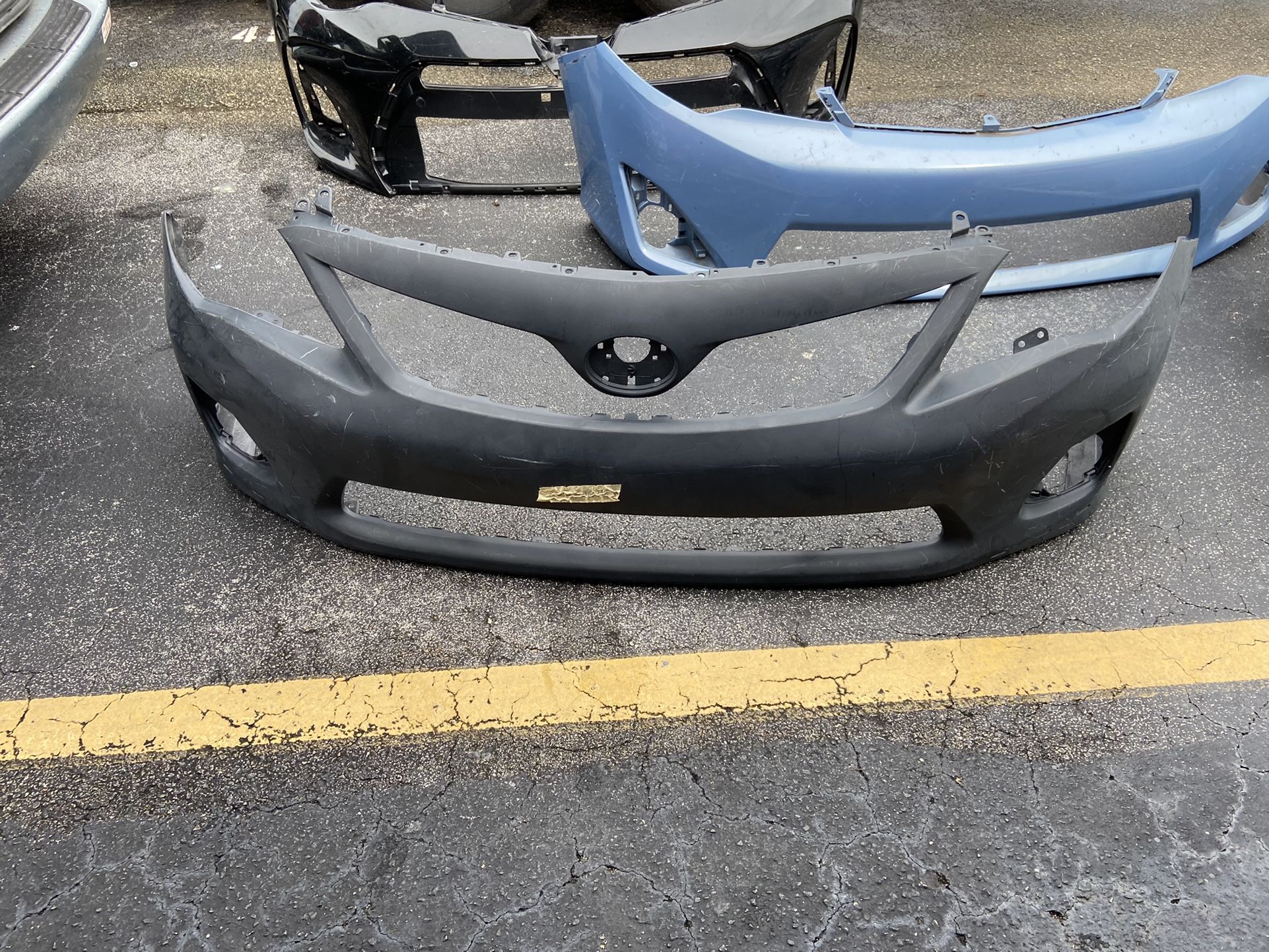 TOYOTA COROLLA FRONT BUMPER SPORT 2010-11-12-13.