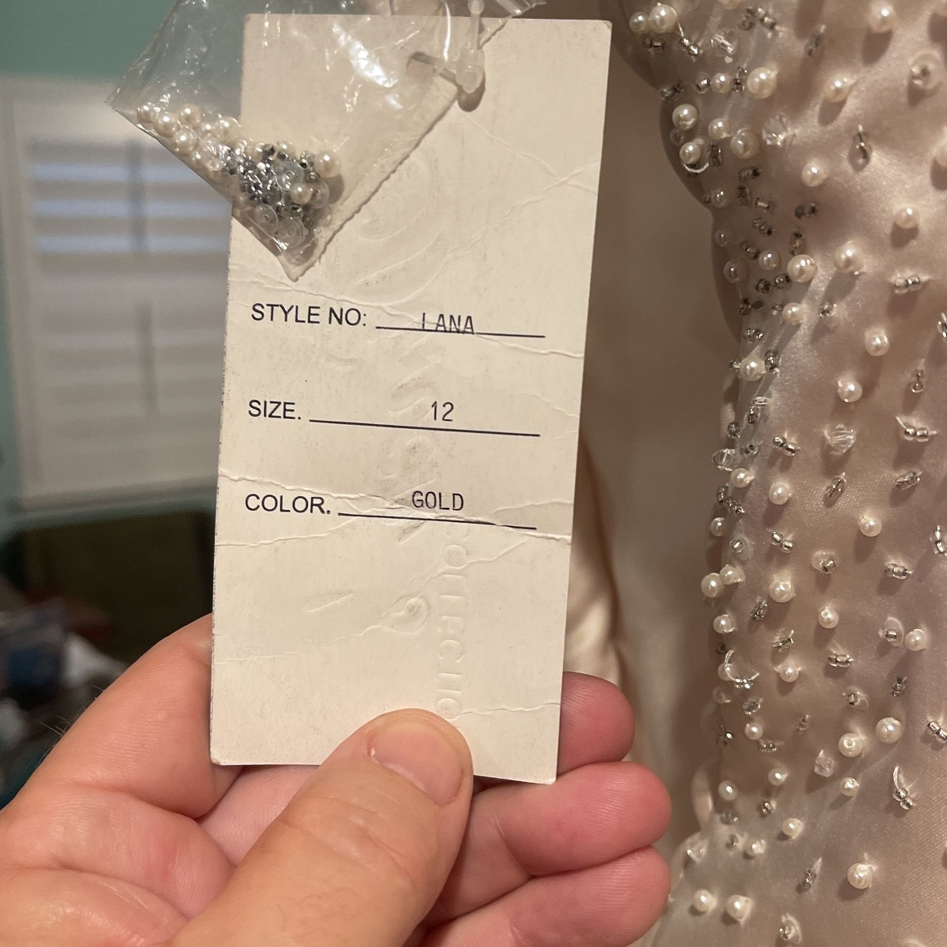 Beautiful Wedding or Prom Dress. for Sale in Bakersfield, CA OfferUp