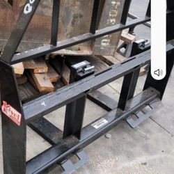 bobcat Fork Attachment  48" 