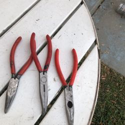 Pliers