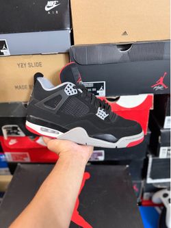 2019 Jordan Bred 4s size 10 Close To VNDS