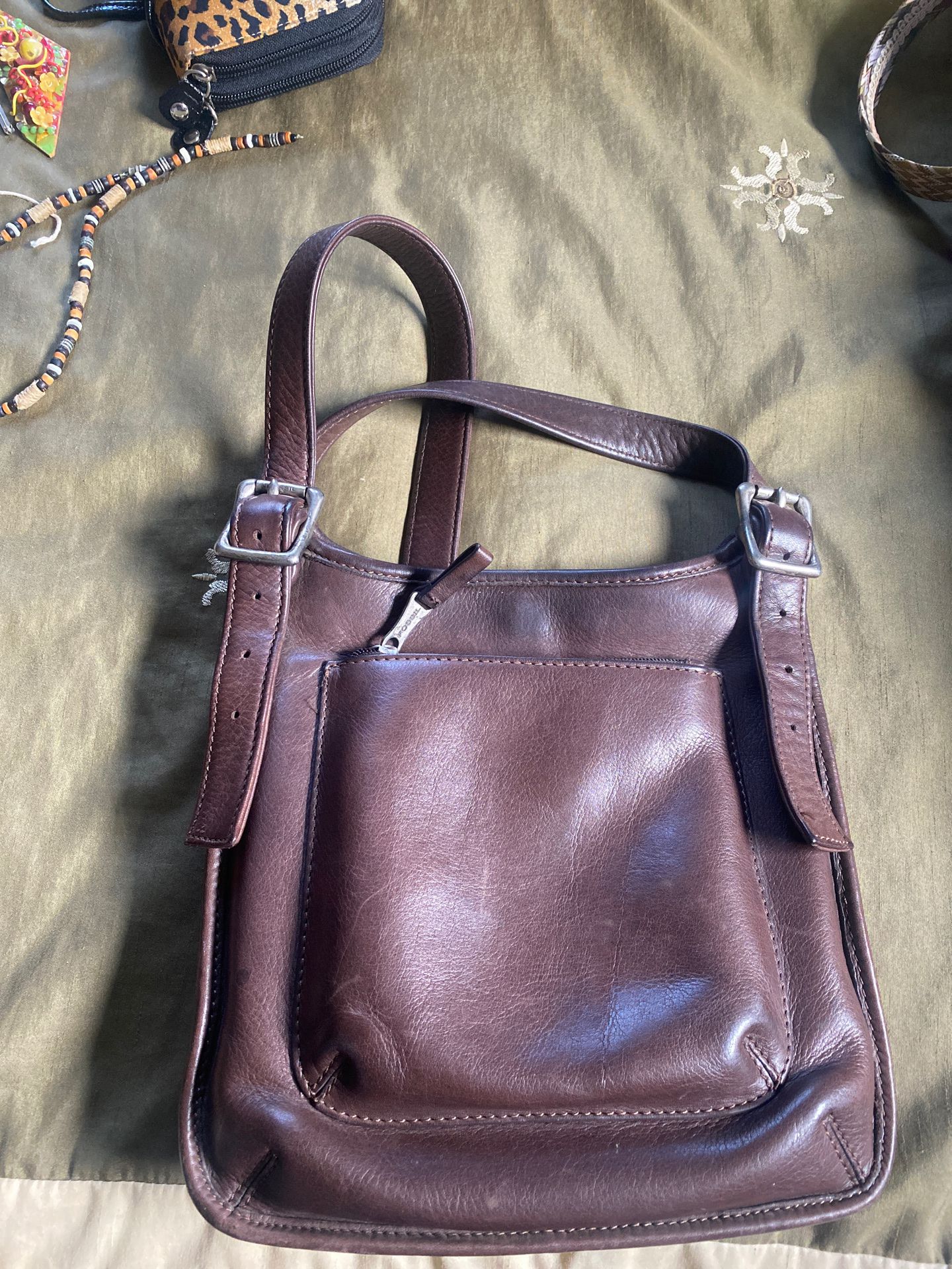 Fossil leather hand bag