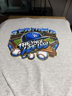 Dodger Shirt / Sweaters